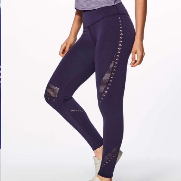 lululemon athletica Pants - 💟 Lululemon Reveal 7/8 Tight (Posy 25") Aeon